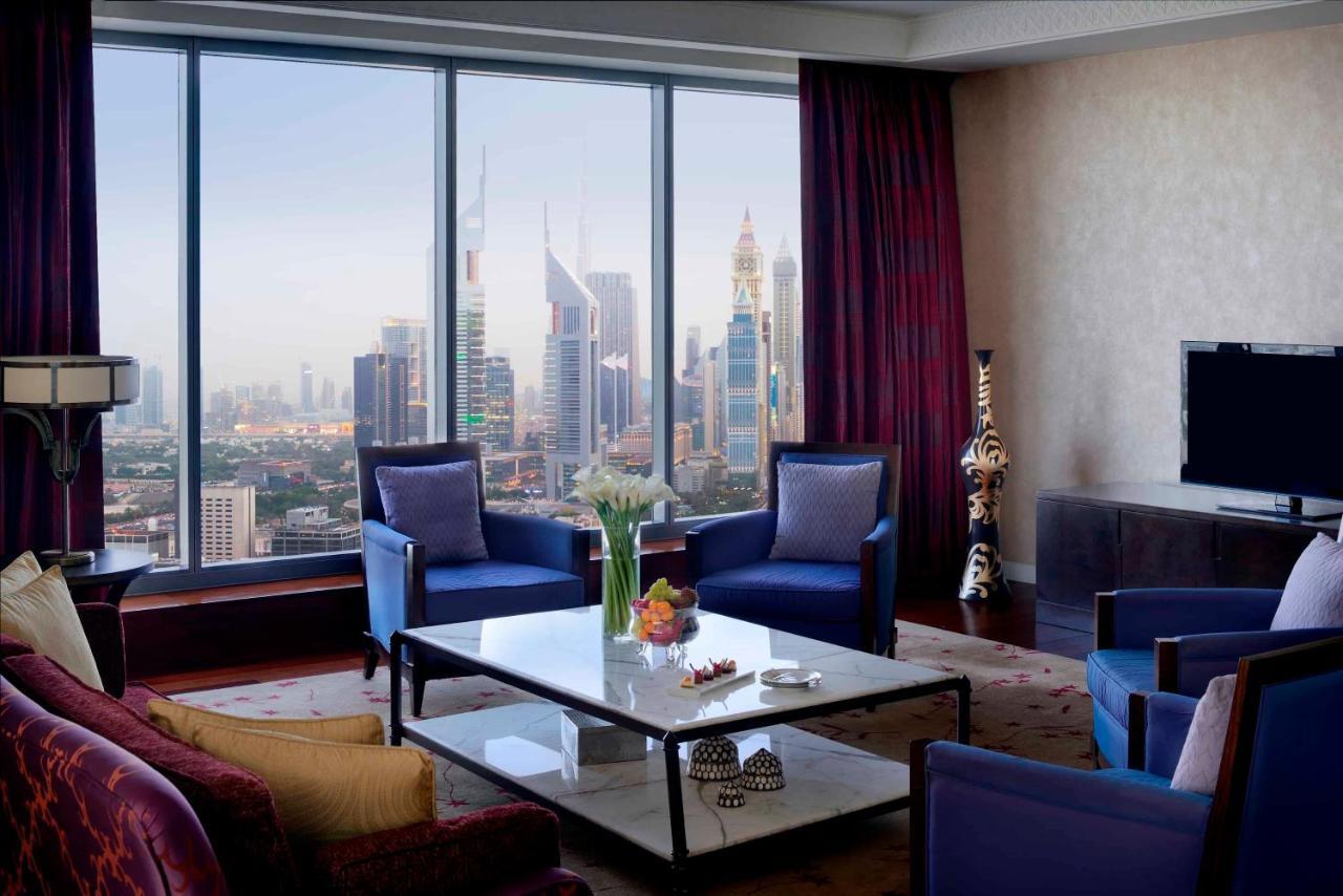 The H Dubai Hotel Exterior photo Suite at the Jumeirah Emirates Towers Hotel