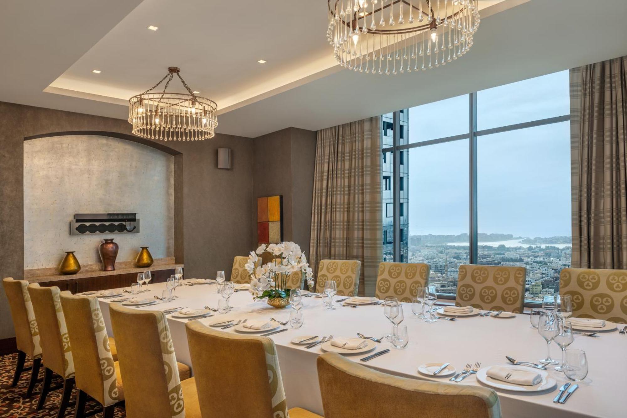 The H Dubai Hotel Exterior photo The private dining room at the restaurant