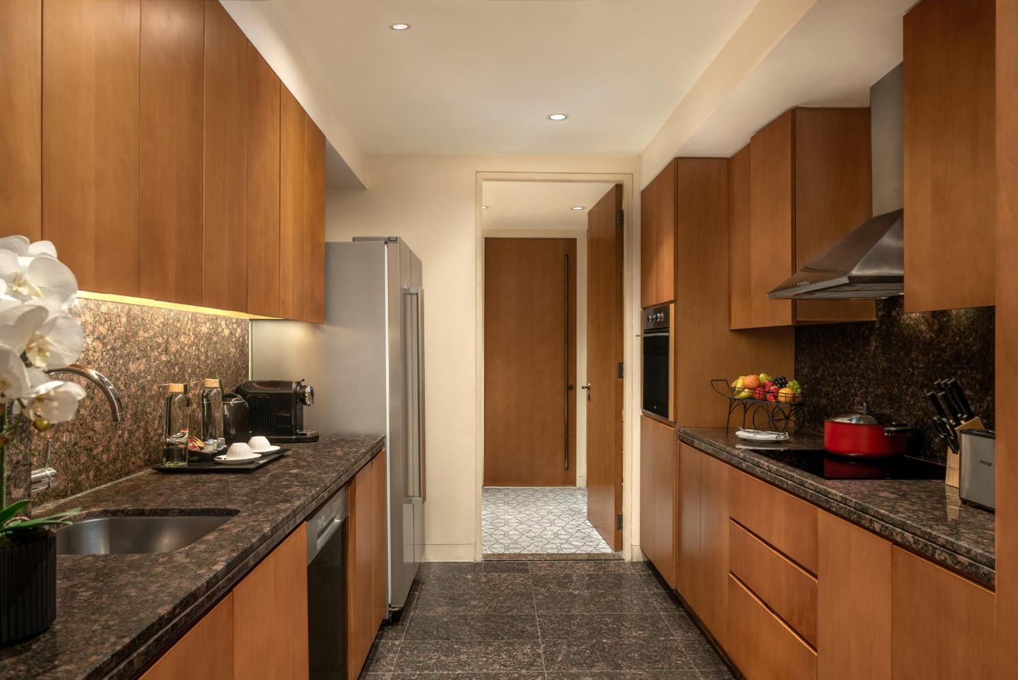 The H Dubai Hotel Exterior photo A kitchen in a private house